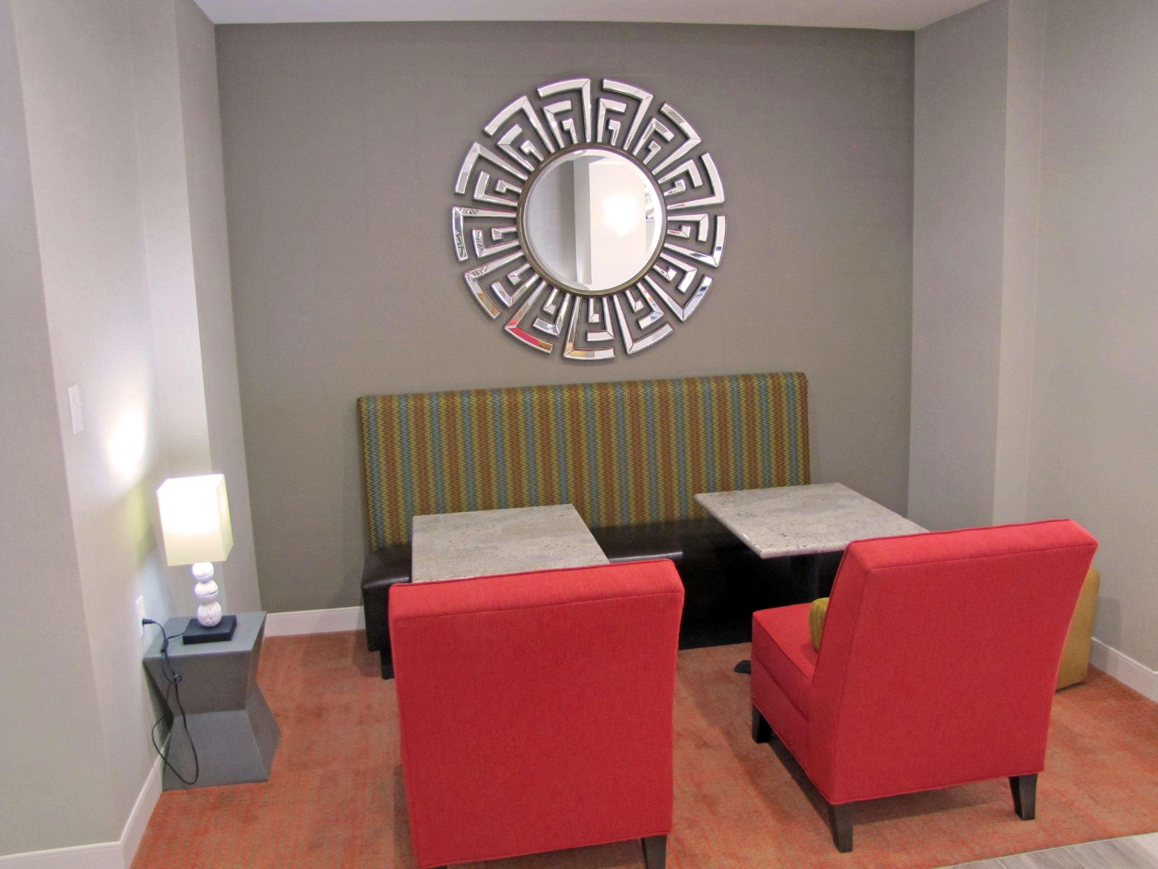 Hampton Inn Mcpherson Екстер'єр фото