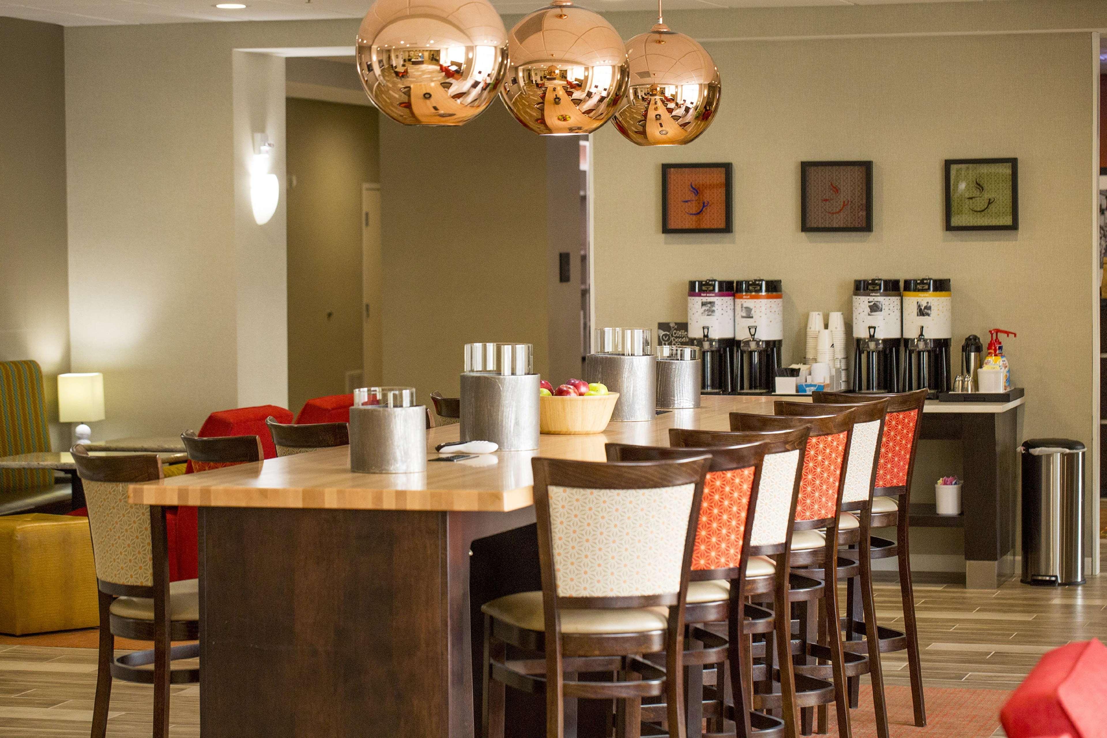 Hampton Inn Mcpherson Екстер'єр фото